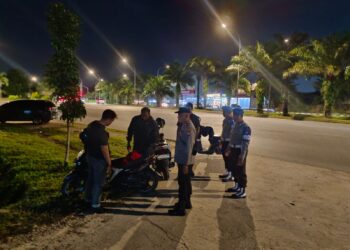 Polresta Barelang kembali mengintensifkan patroli malam untuk menjaga keamanan dan ketertiban masyarakat (kamtibmas). Melalui Tim Reaksi Cepat (TRC) Zona 4, patroli gabungan digelar di wilayah Kecamatan Sekupang, Batu Aji, dan Belakang Padang, Sabtu (11/7/2026) malam.
Foto: Polresta Barelang