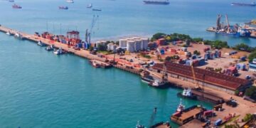 Proyek ini didukung investasi sekitar USD 85 juta yang dialokasikan untuk pembaruan peralatan bongkar muat, perluasan lapangan penumpukan, peningkatan kapasitas terminal, dan digitalisasi layanan kepelabuhanan.
Foto: BP Batam