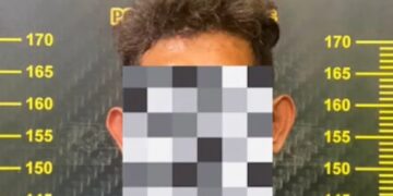 Tim gabungan Polresta Barelang berhasil meringkus satu pelaku pencurian dengan kekerasan yang beraksi menggunakan sebilah pisau.
(14/07/26)
Foto: Polresta Barelang