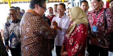 Kepala Badan Pengusahaan (BP) Batam, Amsakar Achmad, menyambut baik pendaratan sistem kabel komunikasi bawah laut Nongsa Changi Cable (NCC).
(20/07/26)
Foto: BP Batam