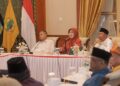 Persiapan pembangunan dibahas dalam Rapat Persiapan Pembangunan Museum dan Monumen Bahasa Nasional Pulau Penyengat yang dipimpin Sekretaris Daerah Provinsi Kepulauan Riau, Misni, di Gedung Daerah Tanjungpinang, Senin (29/6/2026).
Foto: Pemprof Kepri