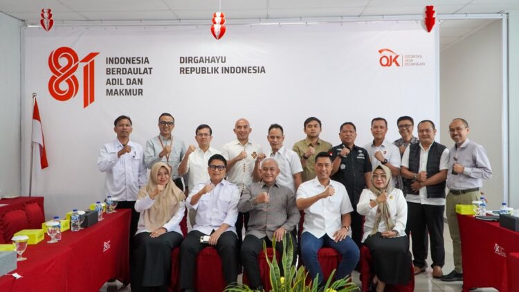 Satuan Tugas Pemberantasan Aktivitas Keuangan Ilegal (Satgas PASTI) Daerah Kepulauan Riau memperkuat koordinasi dalam menangani dugaan aktivitas keuangan ilegal yang dinilai berpotensi merugikan masyarakat. (19/08/26)
Foto: Kepriprov.go.id
