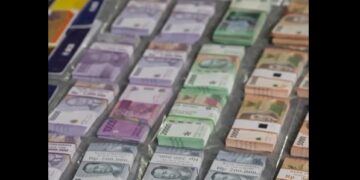 Bareskrim Polri membongkar sindikat judi online internasional yang beroperasi lintas provinsi di Indonesia. Sindikat dengan situs bernama Ujangbet ini tercatat memiliki nilai transaksi fantastis mencapai lebih dari Rp890 miliar hanya dalam kurun waktu satu tahun. (16/08/26)
Foto: beritabatam.co