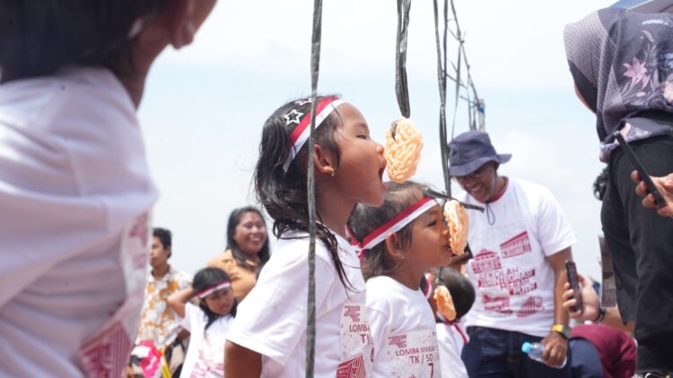 Suasana berbeda terlihat di kawasan pembangunan Sekolah Terintegrasi Merah Putih di Rempang-Galang, Batam, Minggu (02/08/26).
Foto: BP Batam