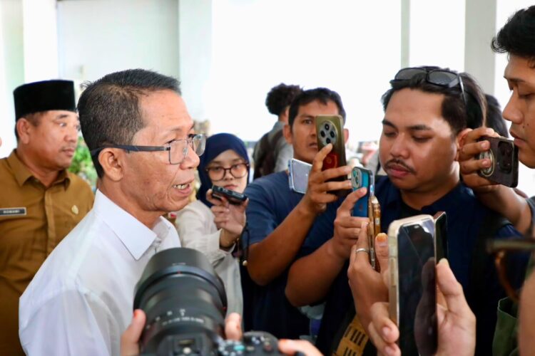Rancangan APBD 2027 tersebut disampaikan Wali Kota Batam Amsakar Achmad dalam Rapat Paripurna DPRD Kota Batam, Senin (07/09/26).
Foto: mediacenterbatam