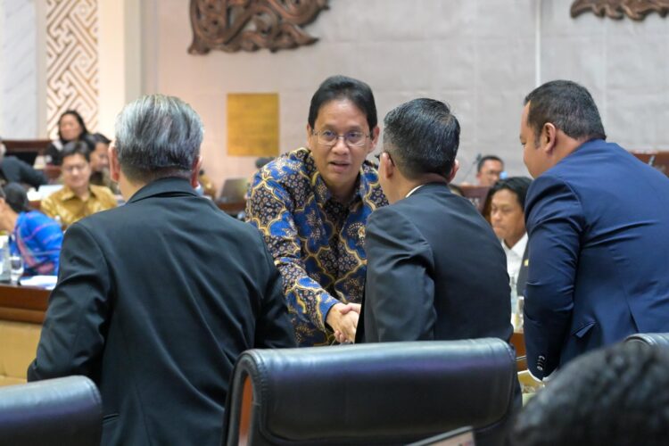 Menkeu dalam Rapat Kerja dengan Komisi XI DPR RI mengenai Pengantar Asumsi Dasar dalam RUU APBN Tahun Anggaran 2027.
(01/09/26)
Foto: Kemenkeu
