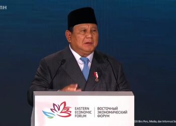 Presiden Republik Indonesia Prabowo Subianto menegaskan visi besar pemerintahannya di kancah global. Hadir sebagai tamu kehormatan utama dalam plenary session Eastern Economic Forum EEF ke-11 di Vladivostok, Rusia, Kamis (03/09/26)
Foto: Istimewa