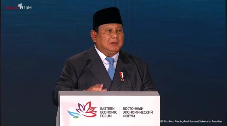 Presiden Republik Indonesia Prabowo Subianto menegaskan visi besar pemerintahannya di kancah global. Hadir sebagai tamu kehormatan utama dalam plenary session Eastern Economic Forum EEF ke-11 di Vladivostok, Rusia, Kamis (03/09/26)
Foto: Istimewa