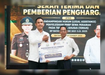 Pemberian Penghargaan Atas Pendampingan Hukum Penyelesaian PNBP Sewa Perairan Tersus, Minggu, 21 September 2026.
Foto: Istimewa