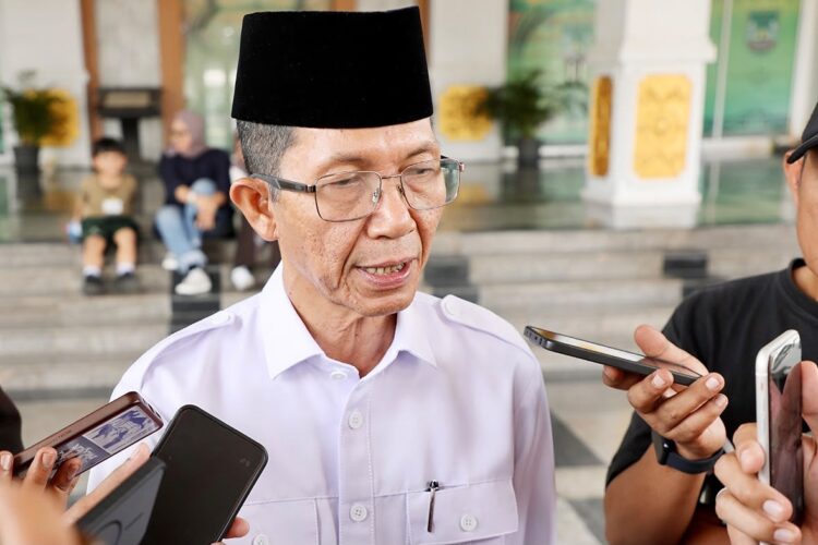 Walikota Batam, Amsakar Achmad
Foto: mediacenterbatam