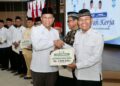 Sekretaris Daerah Kota Batam sekaligus Ketua LPTQ Kota Batam, Firmansyah, saat membuka Musyawarah Kerja (Musker) LPTQ Kota Batam 2026 di Kantor Wali Kota Batam, Sabtu (24/10/26).
Foto: mediacenterbatam