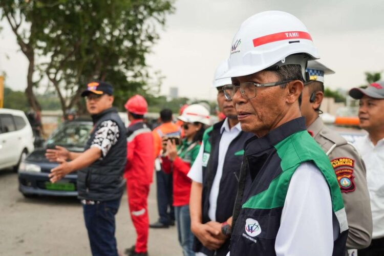 Kepala Badan Pengusahaan Batam (BP Batam), Amsakar Achmad, resmi membuka kembali Ruas Jalan Gajah Mada, tepatnya di depan Hotel Vista atau Tanjakan Vista, pada Kamis (29/10/26).
Foto: BP Batam