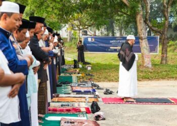 Badan Pengusahaan Batam (BP Batam) melalui Direktorat Badan Usaha SPAM dan Pengolahan Limbah menggelar pelaksanaan Shalat Istisqa bersama masyarakat Kota Batam di area Waduk Nongsa, pada Jumat (09/10/26).
Foto: BP Batam