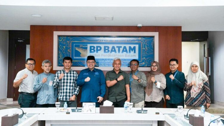 Badan Pengusahaan (BP) Batam menerima kunjungan kerja Dewan Perwakilan Daerah Republik Indonesia (DPD RI) di Marketing Centre BP Batam, Kamis (15/10/2026).
Foto: BP Batam