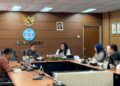 Badan Pengusahaan (BP) Batam mengunjungi Kantor Dewan Pers di Jakarta untuk memperkuat sinergi kelembagaan dalam mendukung upaya mewujudkan tata kelola jurnalisme yang baik dan profesional, Rabu (21/10/26).
Foto: BP Batam