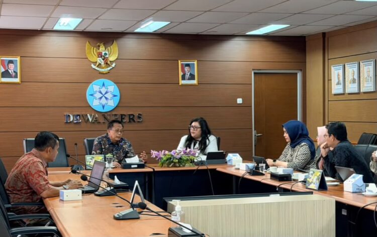 Badan Pengusahaan (BP) Batam mengunjungi Kantor Dewan Pers di Jakarta untuk memperkuat sinergi kelembagaan dalam mendukung upaya mewujudkan tata kelola jurnalisme yang baik dan profesional, Rabu (21/10/26).
Foto: BP Batam